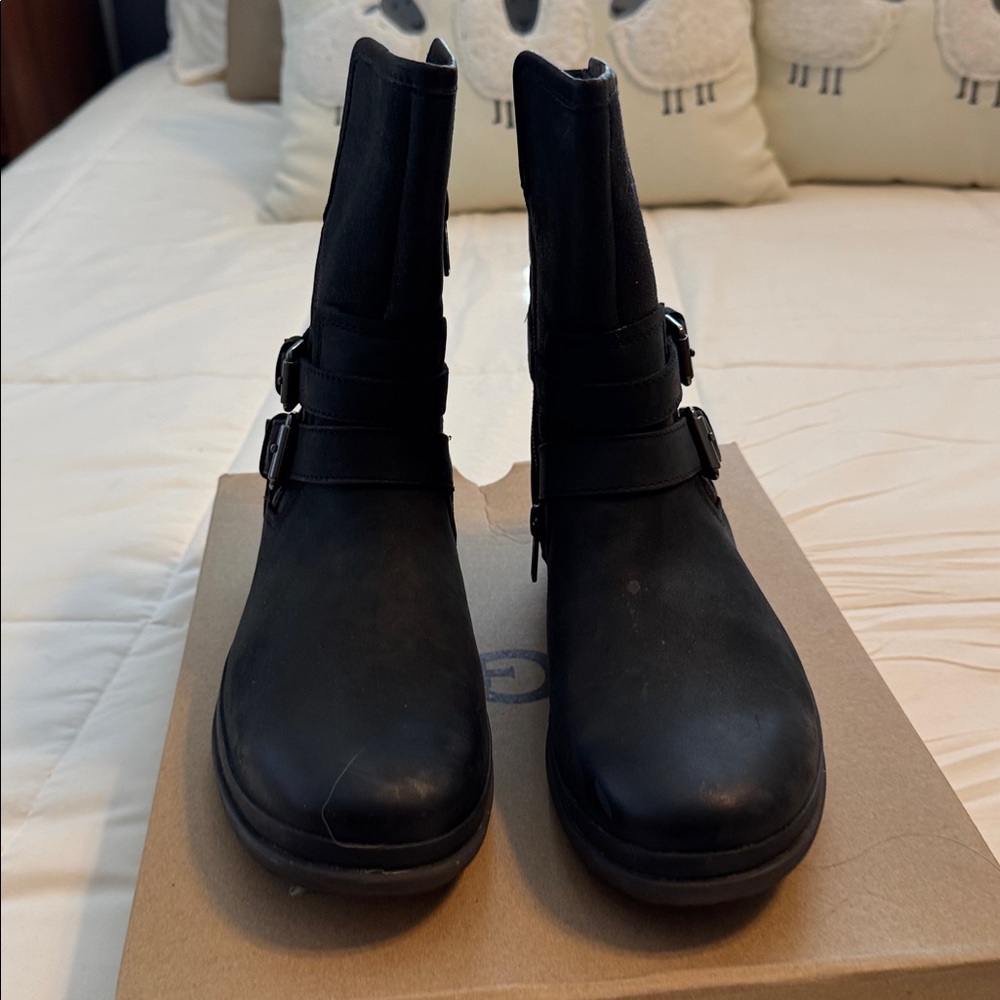 Black Leather Buckle Boots UGG